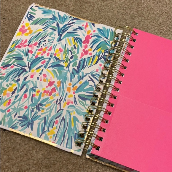 Lilly Pulitzer To Do Notebook - Picture 3 of 5